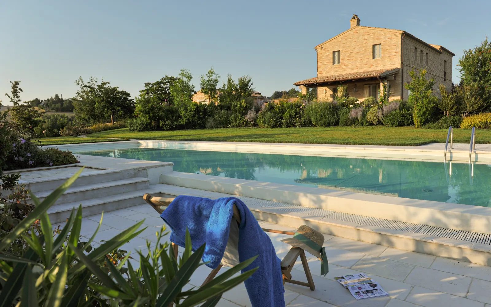 La Piscina il Sambuco Marche Morrovalle